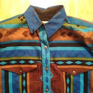 Vintage Longhorn Aztec Southwest Pattern Western Button Down Shirt